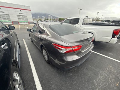 2020 Toyota Camry Hybrid LE