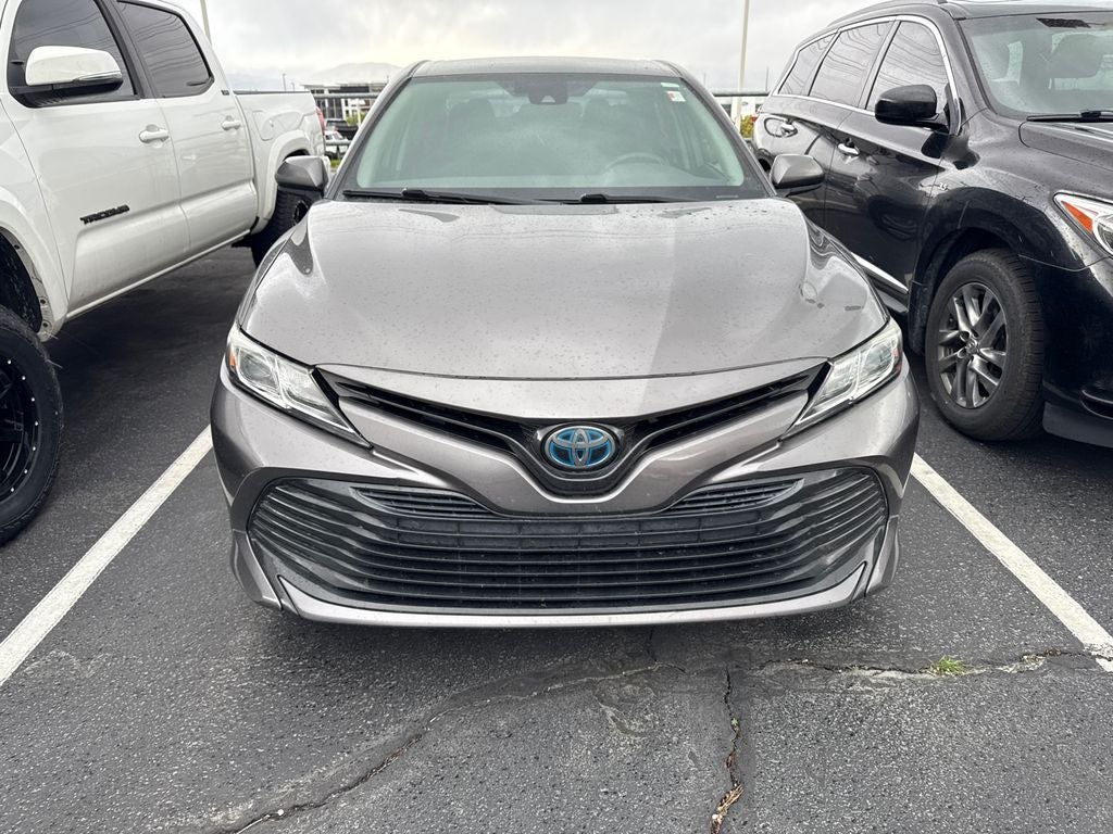 2020 Toyota Camry Hybrid LE