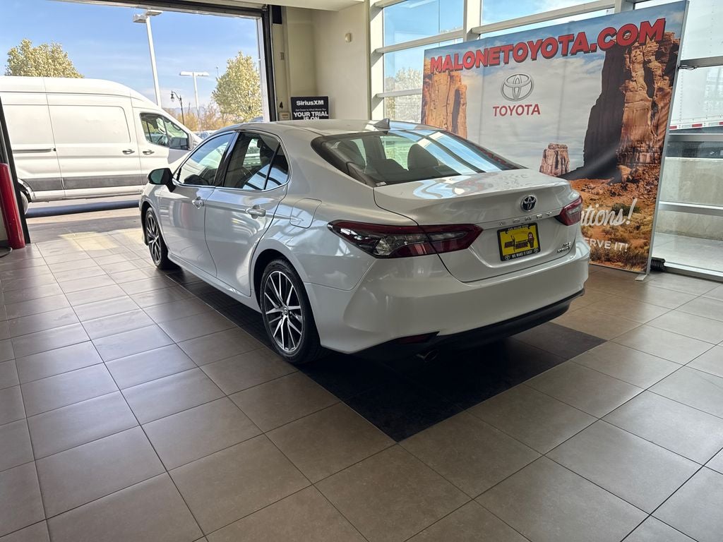 2024 Toyota Camry Hybrid XLE