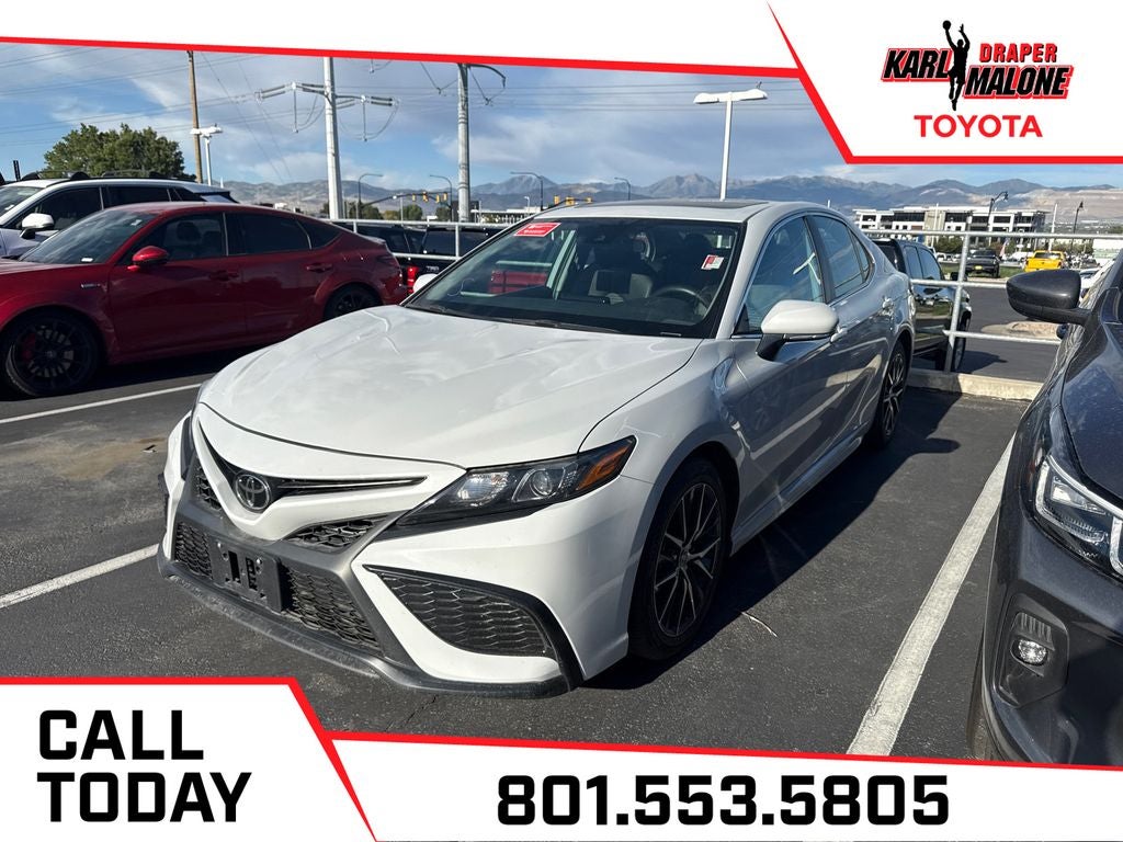 2024 Toyota Camry SE