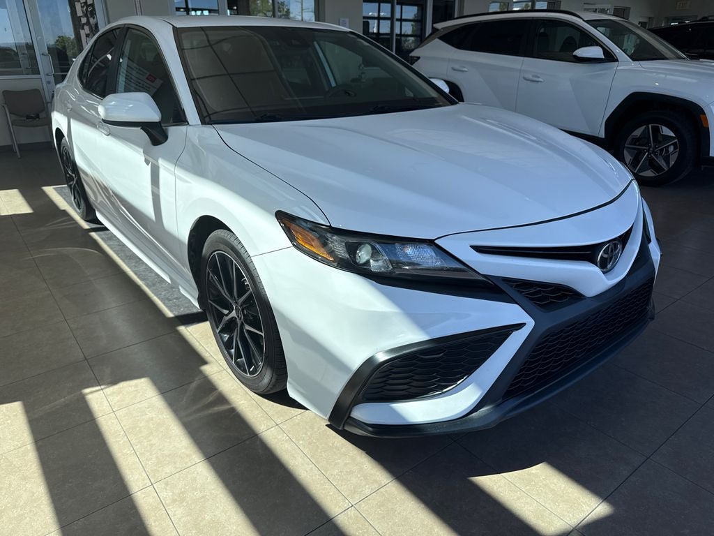2021 Toyota Camry SE