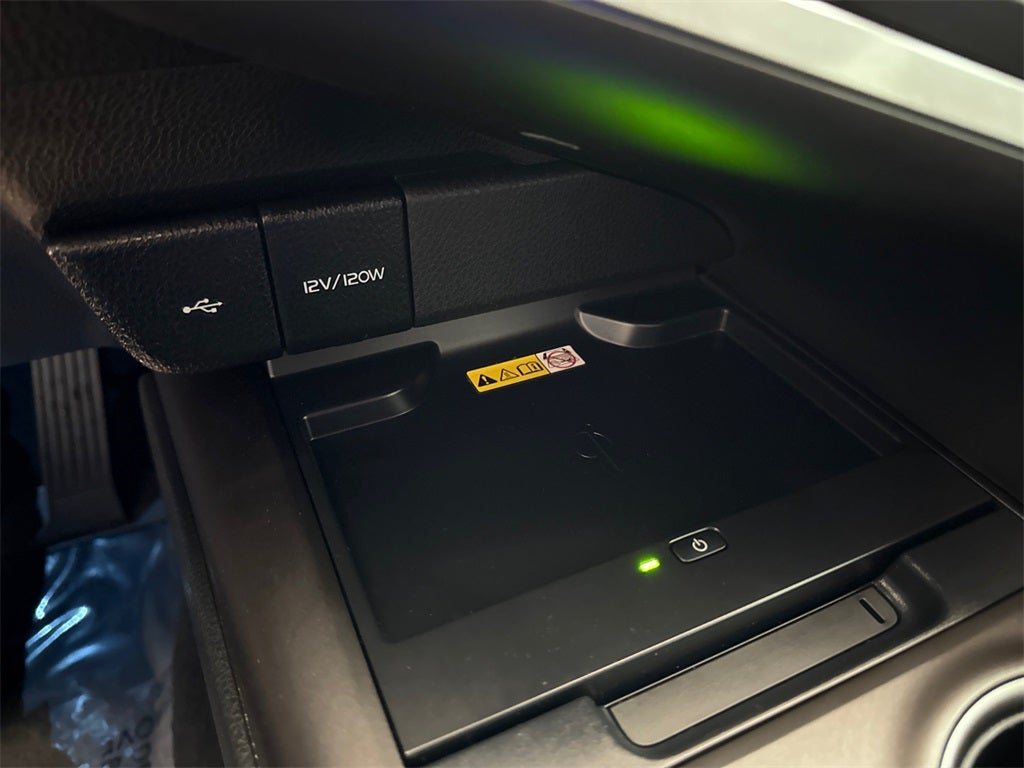 2024 Toyota Camry Hybrid XSE