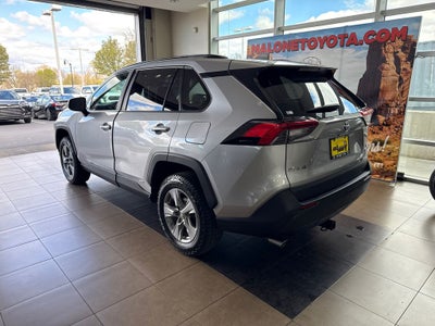 2022 Toyota RAV4 Hybrid LE