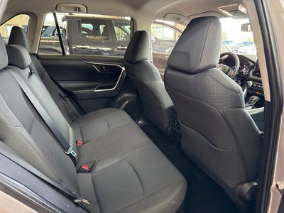 2022 Toyota RAV4 Hybrid LE