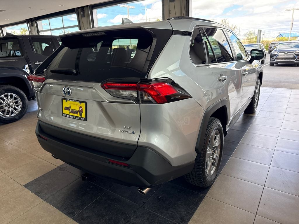 2022 Toyota RAV4 Hybrid LE