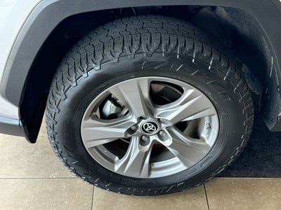 2022 Toyota RAV4 Hybrid LE