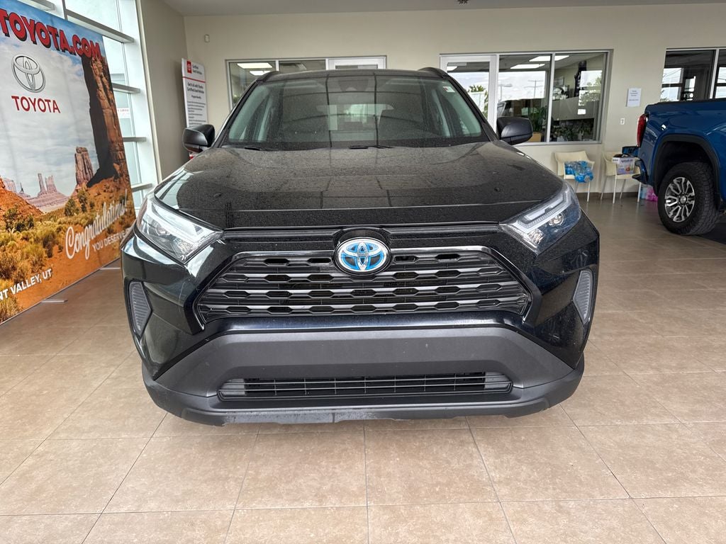 2024 Toyota RAV4 Hybrid LE