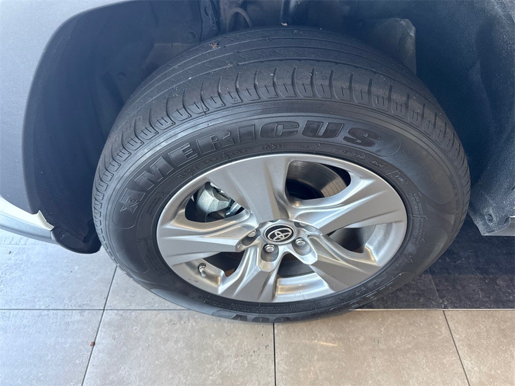 2024 Toyota RAV4 Hybrid LE