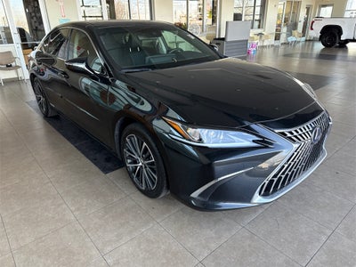 2022 Lexus ES 300h