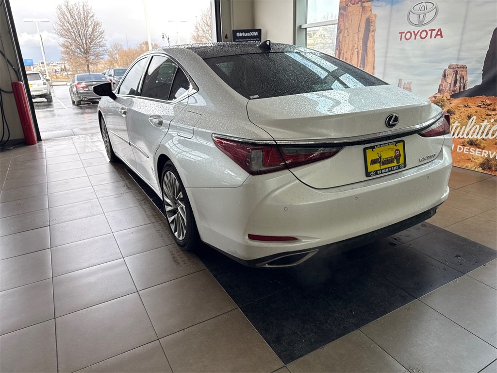 2022 Lexus ES 350 Luxury