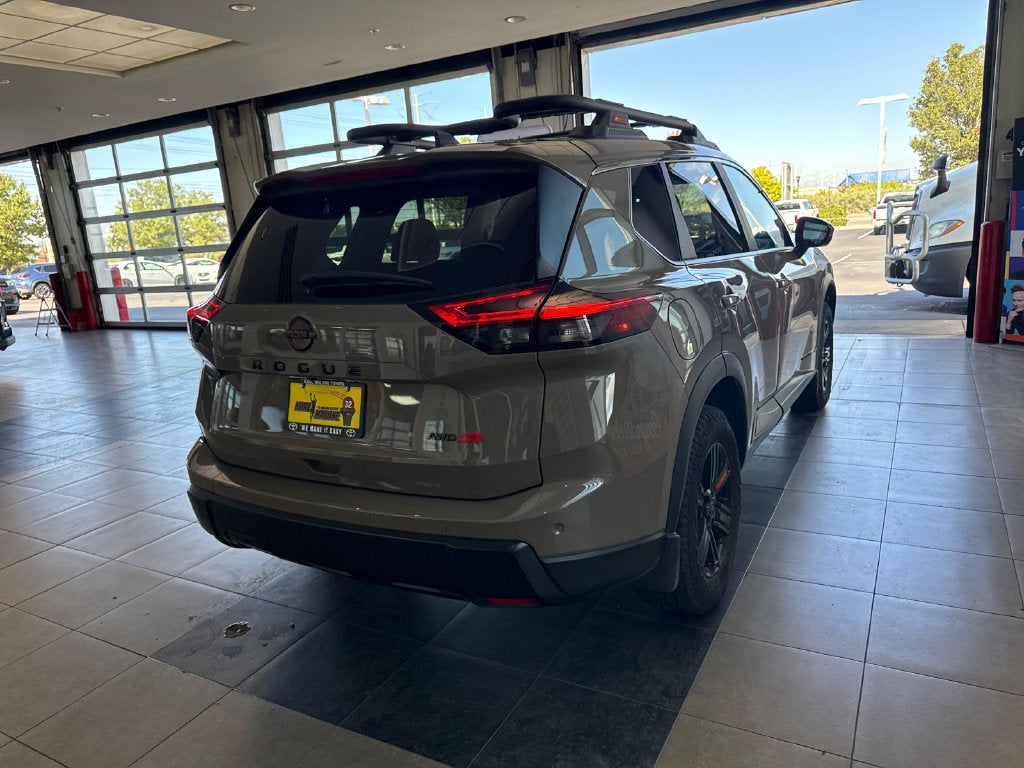 2026 Nissan Rogue Rock Creek