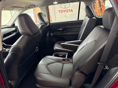 2025 Toyota Grand Highlander XLE