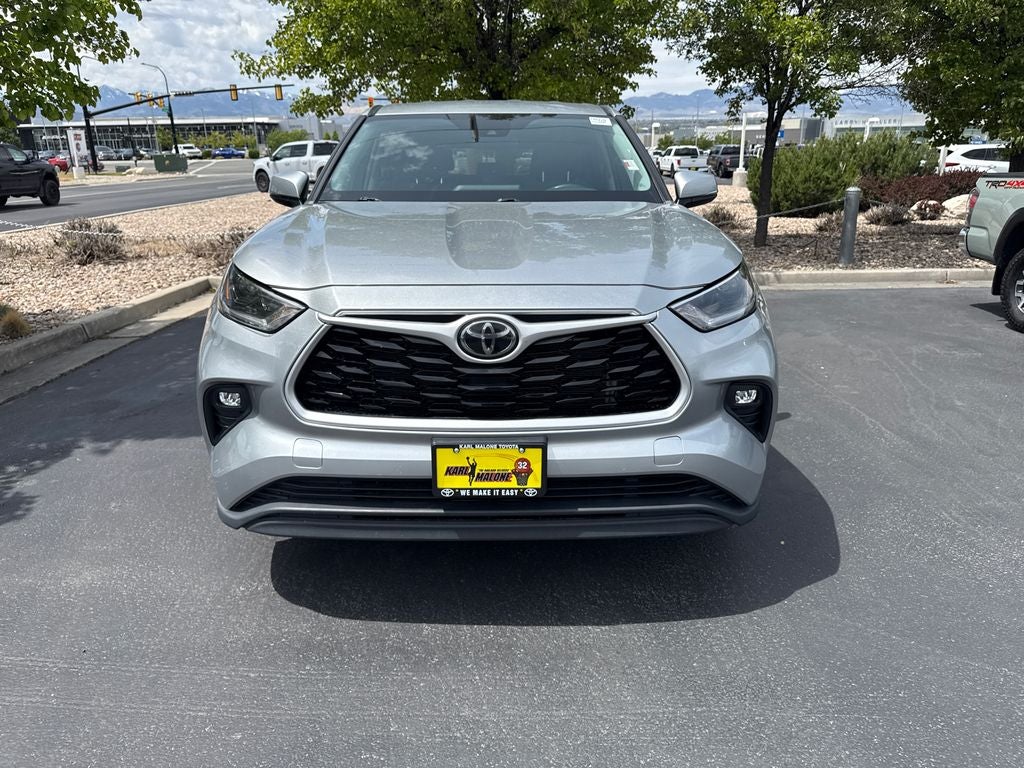 2021 Toyota Highlander LE
