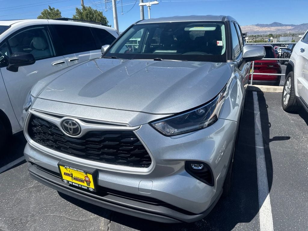 2021 Toyota Highlander LE