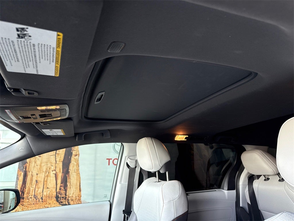 2023 Toyota Sienna XSE 7 Passenger