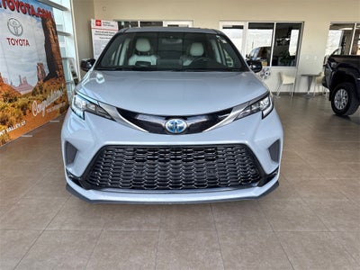 2023 Toyota Sienna XSE 7 Passenger