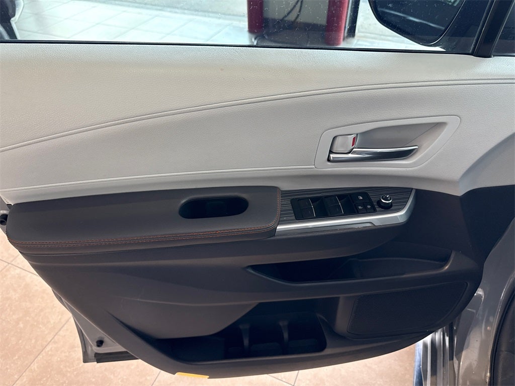 2023 Toyota Sienna XSE 7 Passenger