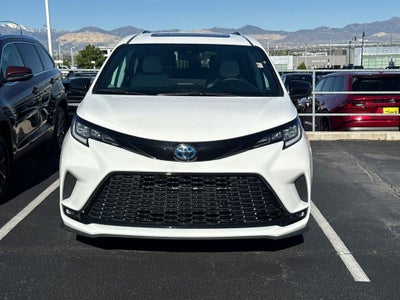 2025 Toyota Sienna XSE 7 Passenger