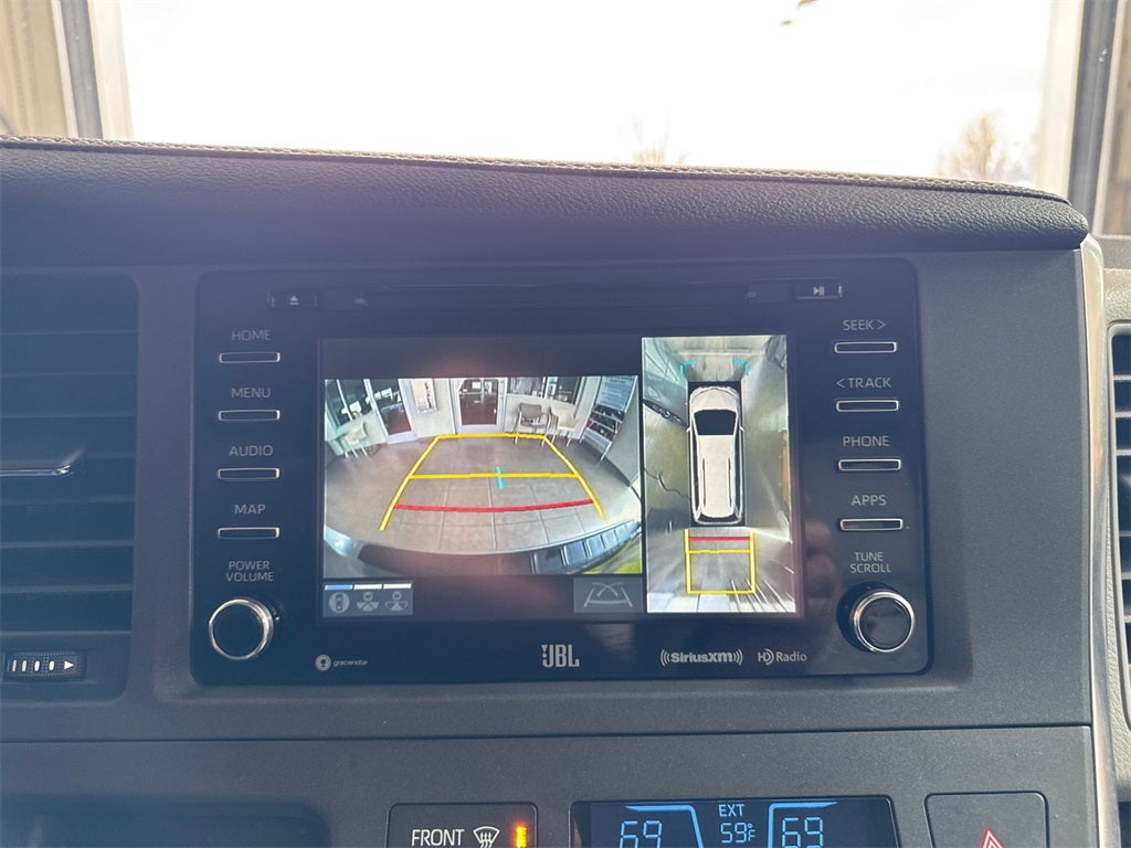 2018 Toyota Sienna Limited Premium 7 Passenger