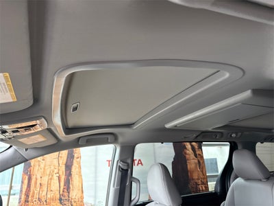 2018 Toyota Sienna Limited Premium 7 Passenger