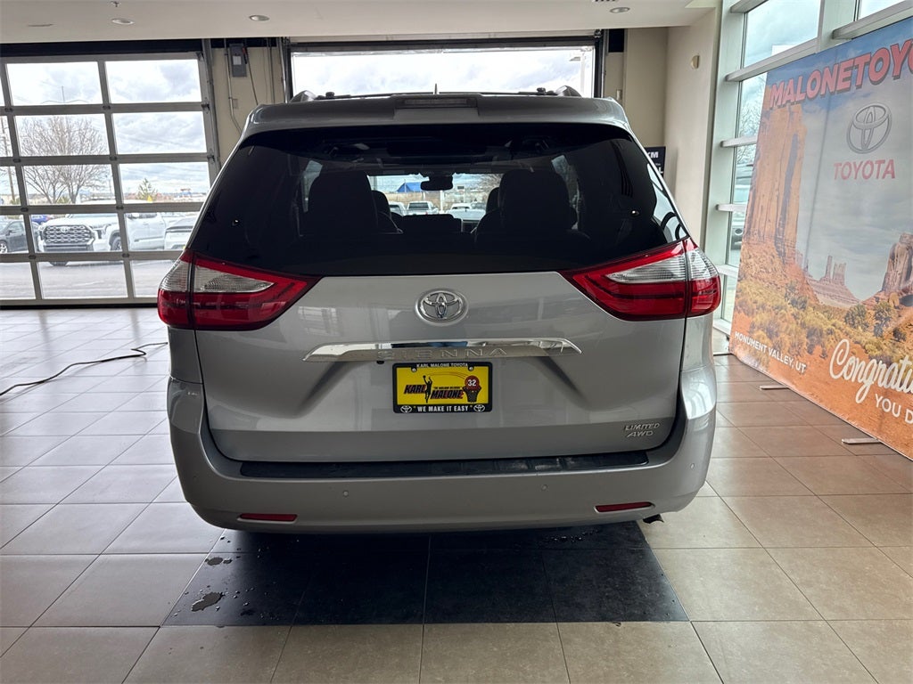 2018 Toyota Sienna Limited Premium 7 Passenger