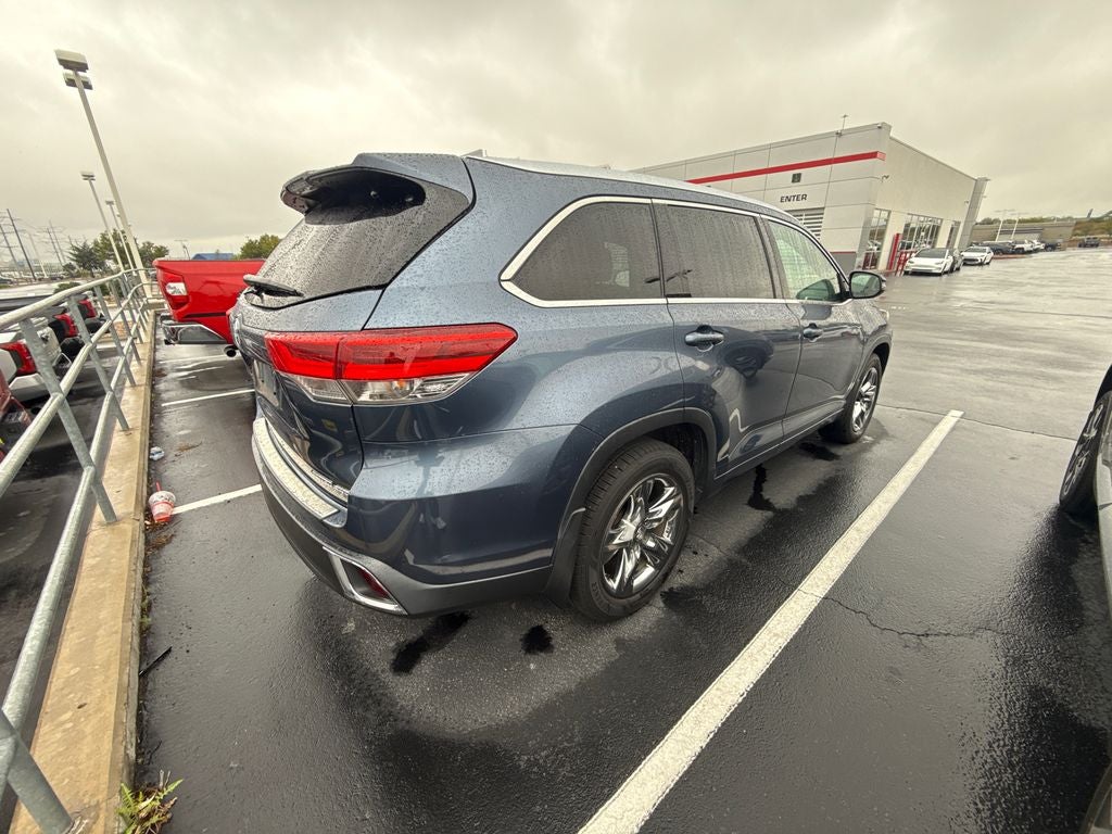 2017 Toyota Highlander Limited Platinum