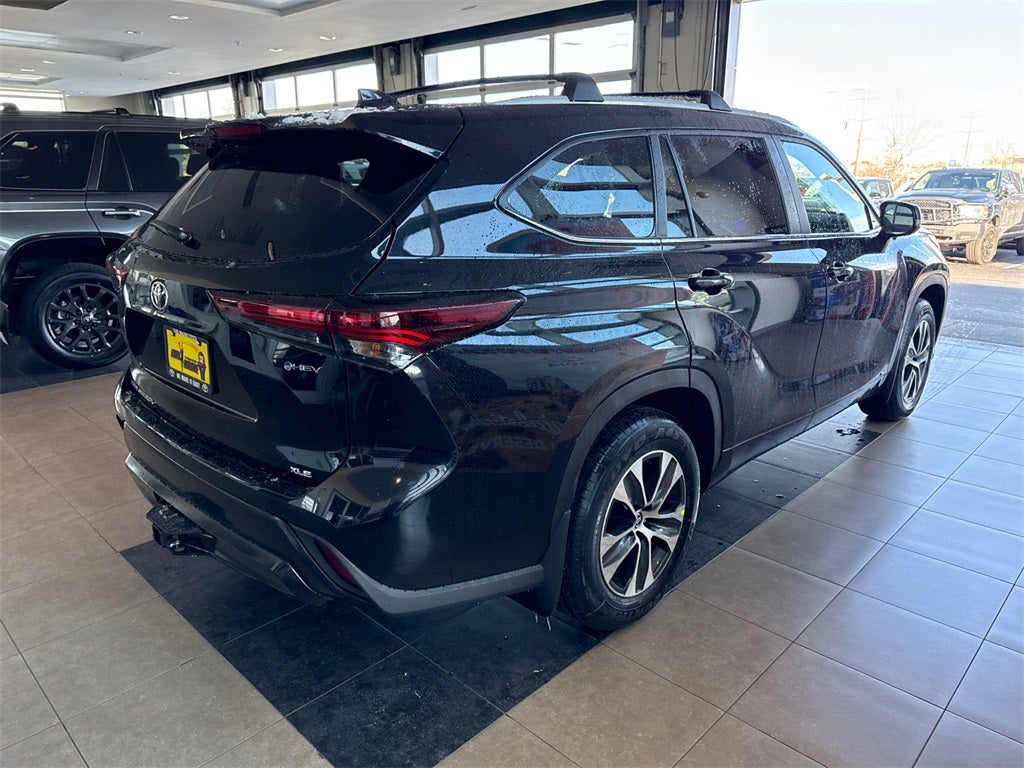 2026 Toyota Highlander Hybrid XLE