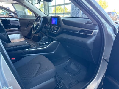 2023 Toyota Highlander L
