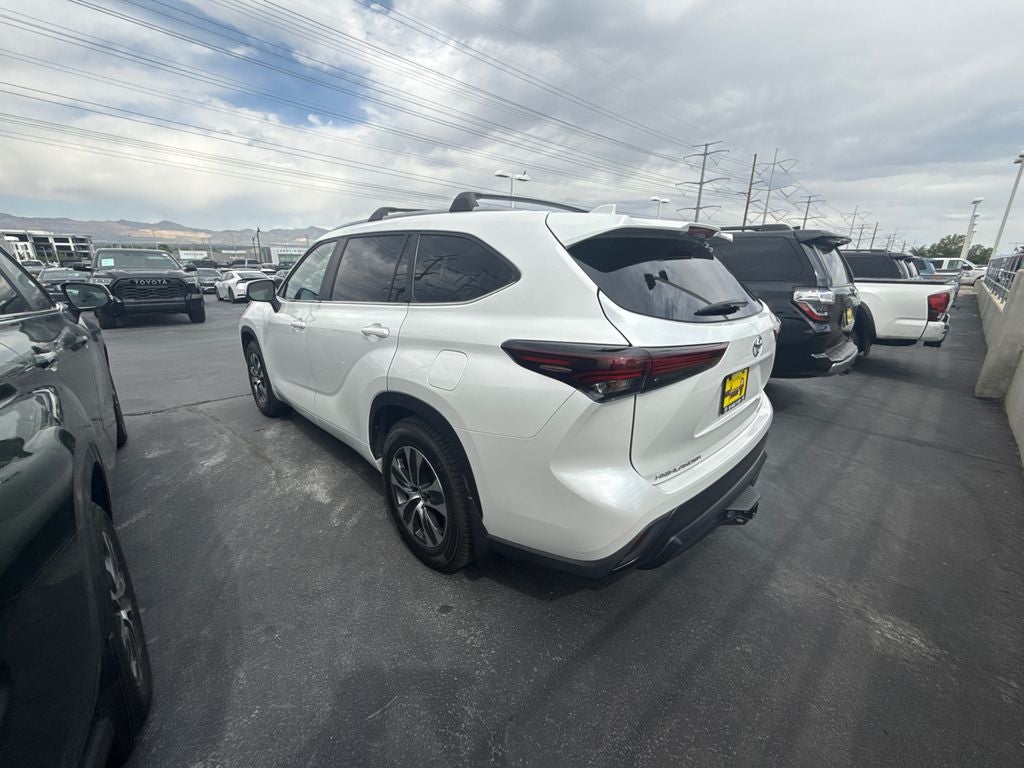 2024 Toyota Highlander XLE