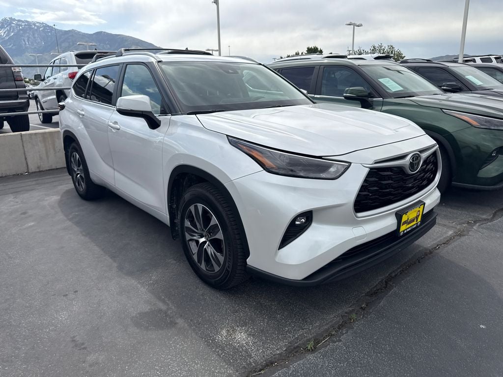 2024 Toyota Highlander XLE