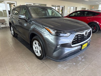 2024 Toyota Highlander LE