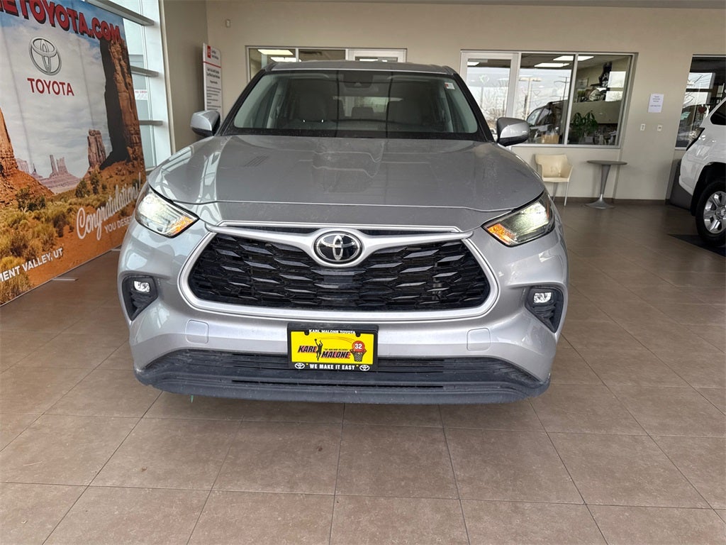 2024 Toyota Highlander LE