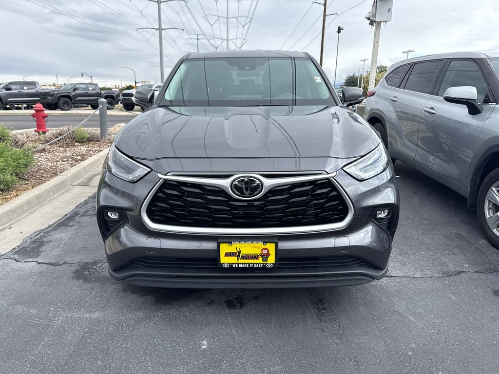 2024 Toyota Highlander LE