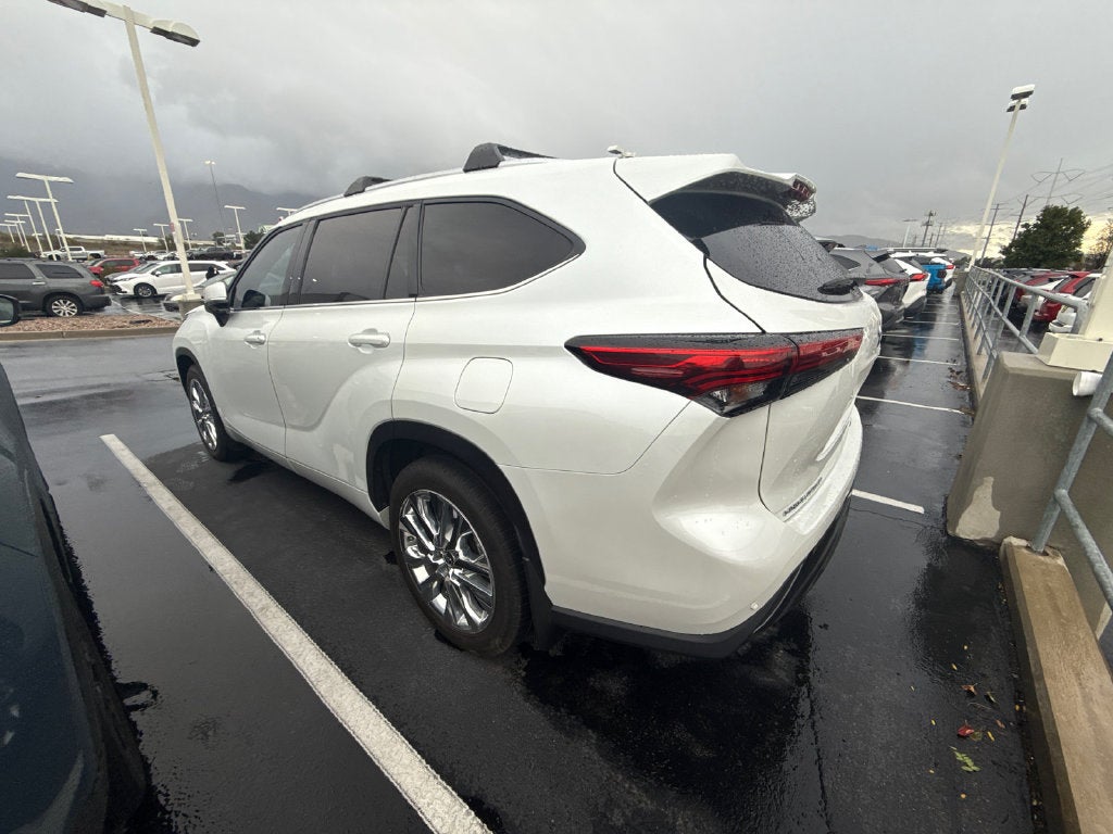 2023 Toyota Highlander Limited