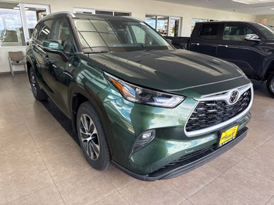 2023 Toyota Highlander XLE