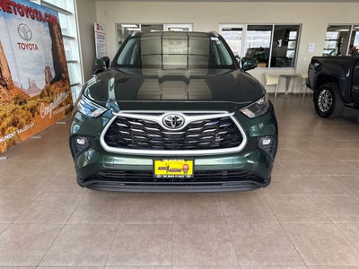2023 Toyota Highlander XLE