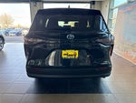 2024 Toyota Sienna LE 8 Passenger