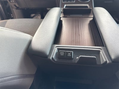 2024 Toyota Sienna LE 8 Passenger