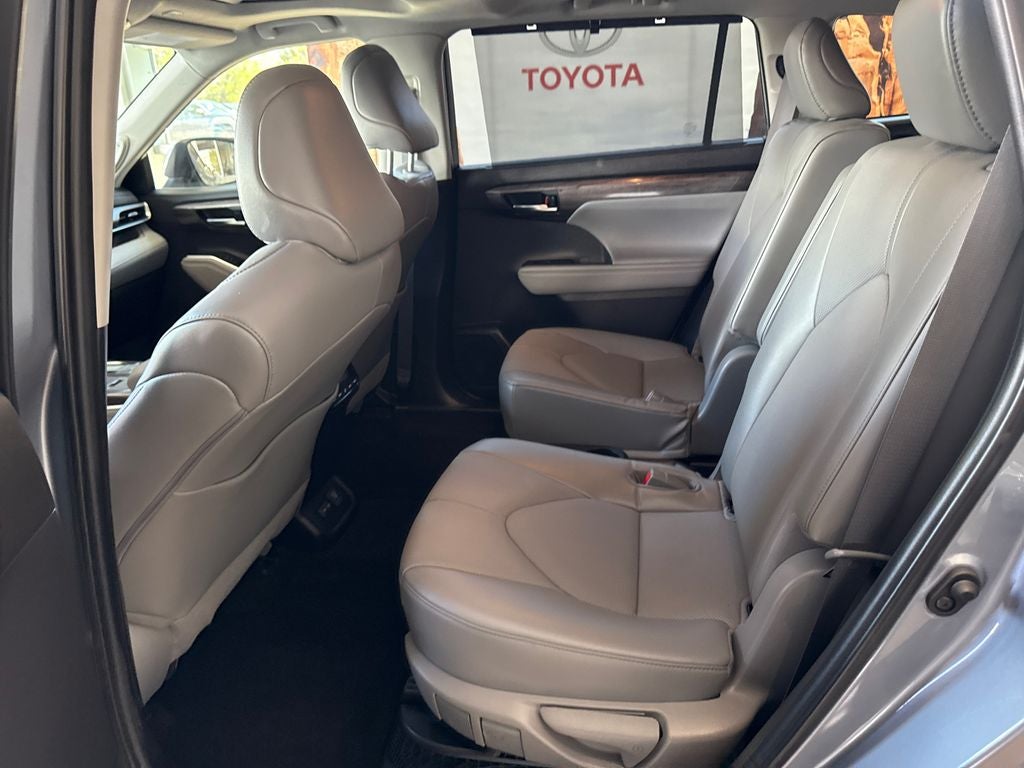 2023 Toyota Highlander Hybrid Limited