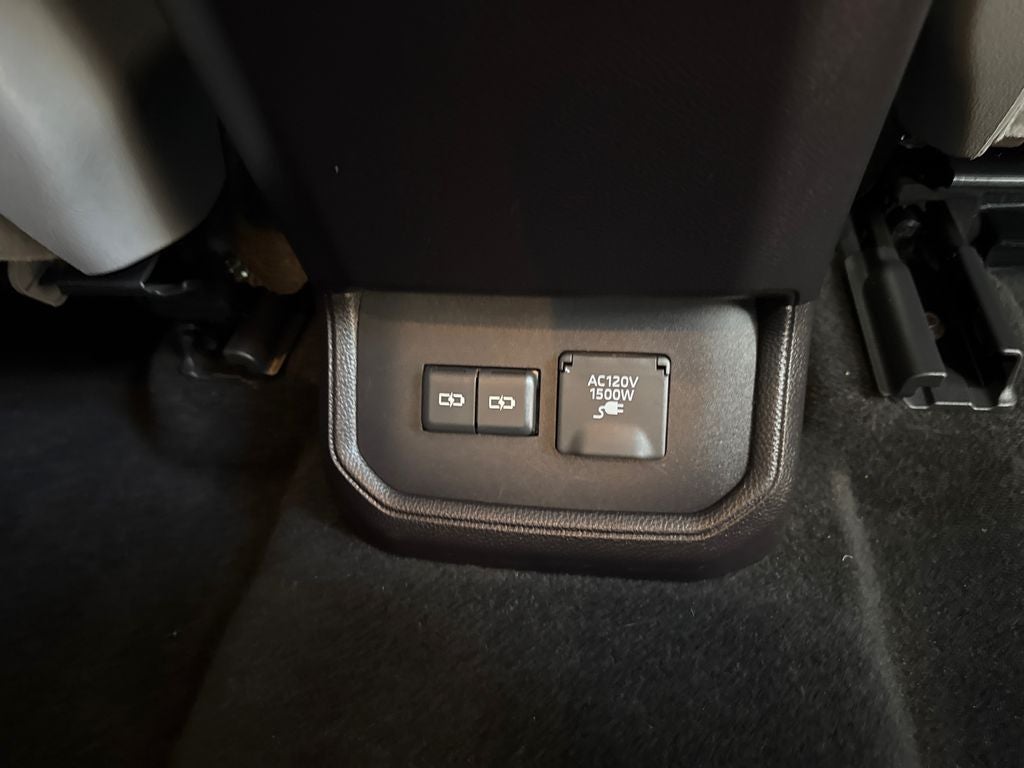 2023 Toyota Highlander Hybrid Limited