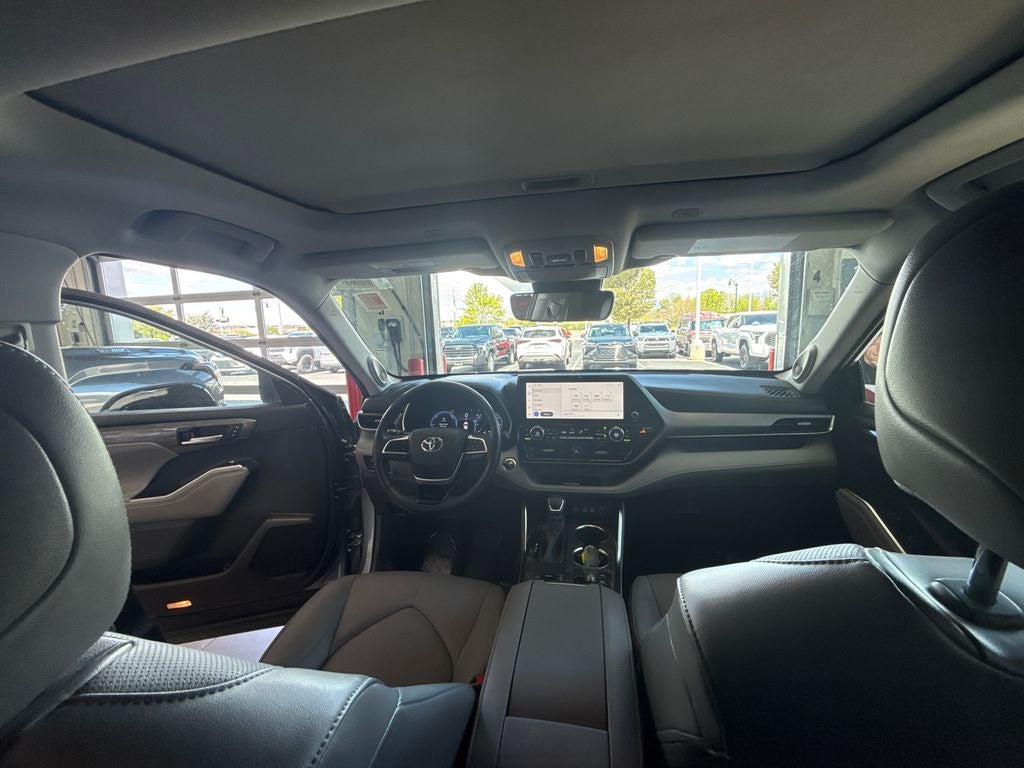 2023 Toyota Highlander Hybrid Limited
