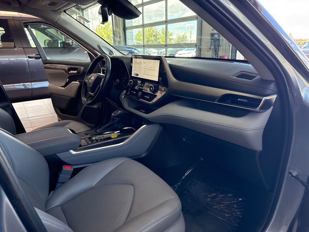 2023 Toyota Highlander Hybrid Limited