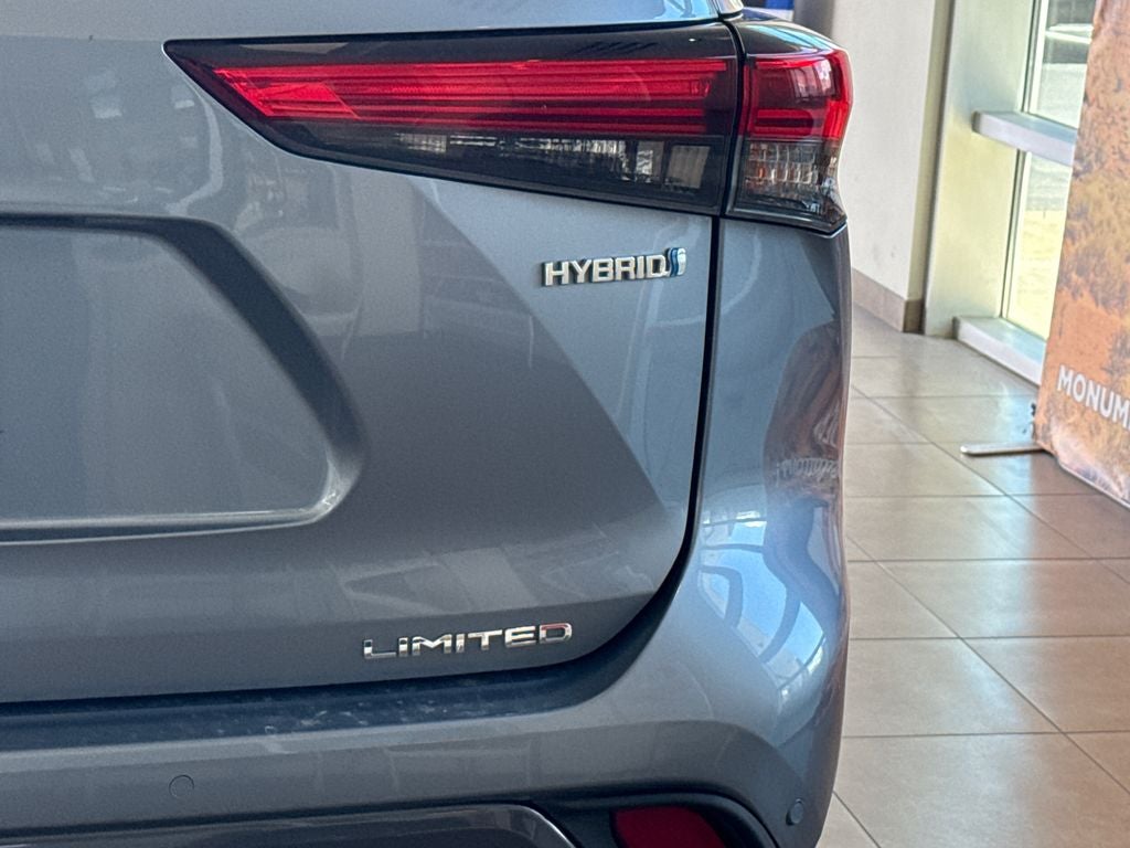 2023 Toyota Highlander Hybrid Limited