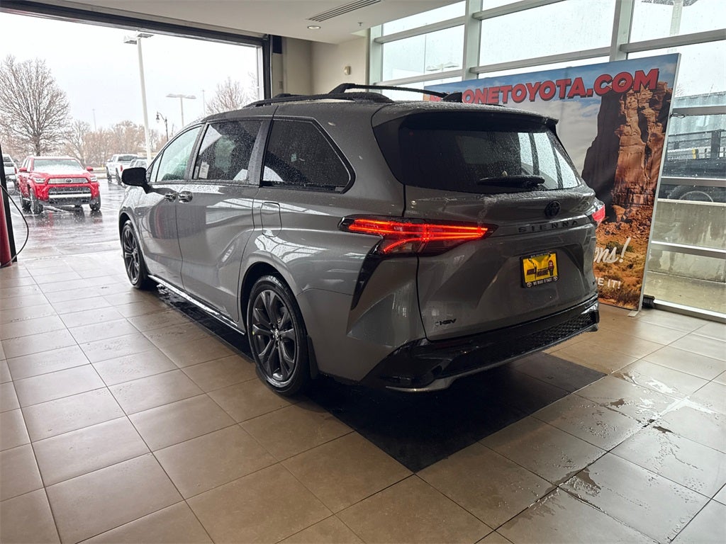 2026 Toyota Sienna XSE 7 Passenger