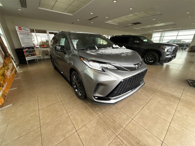 2026 Toyota Sienna XSE 7 Passenger