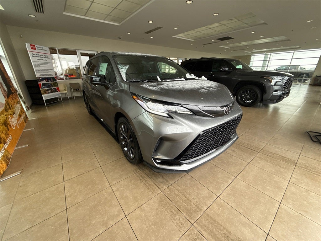 2026 Toyota Sienna XSE 7 Passenger