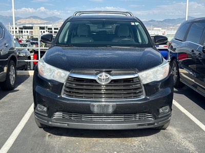2016 Toyota Highlander LE V6