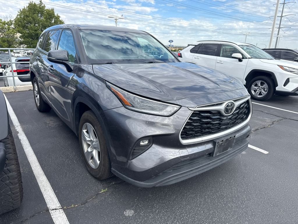 2021 Toyota Highlander LE