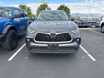 2021 Toyota Highlander LE