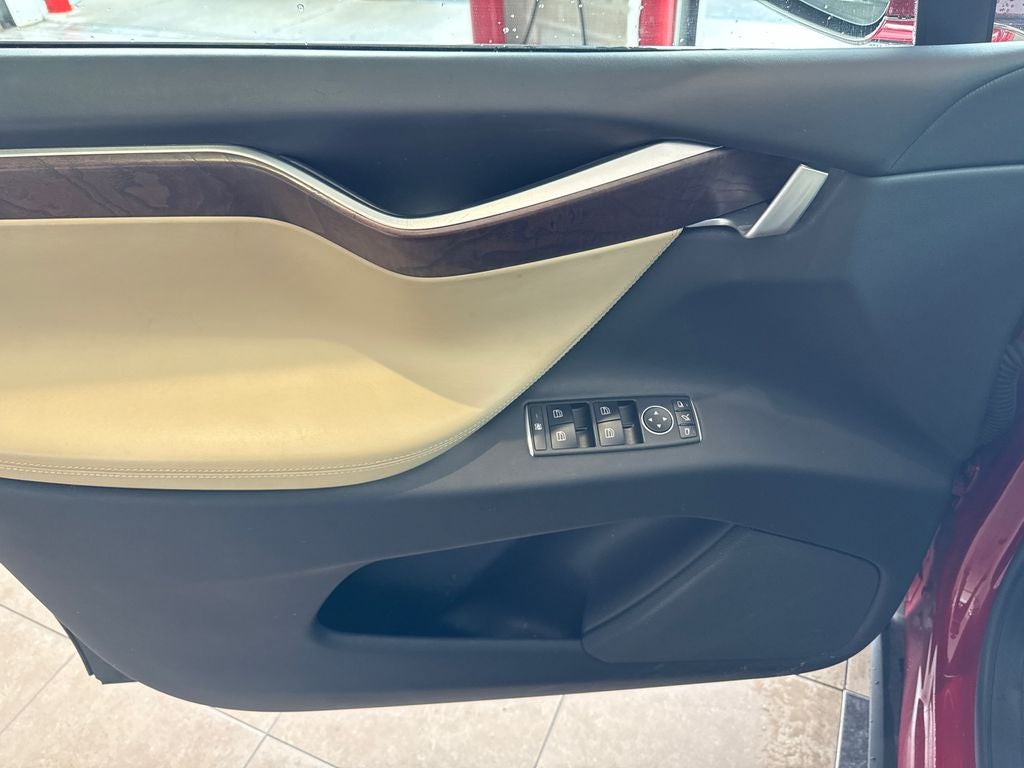 2016 Tesla Model X P90D